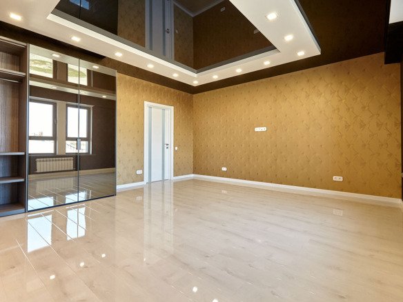 Prime retail space for lease